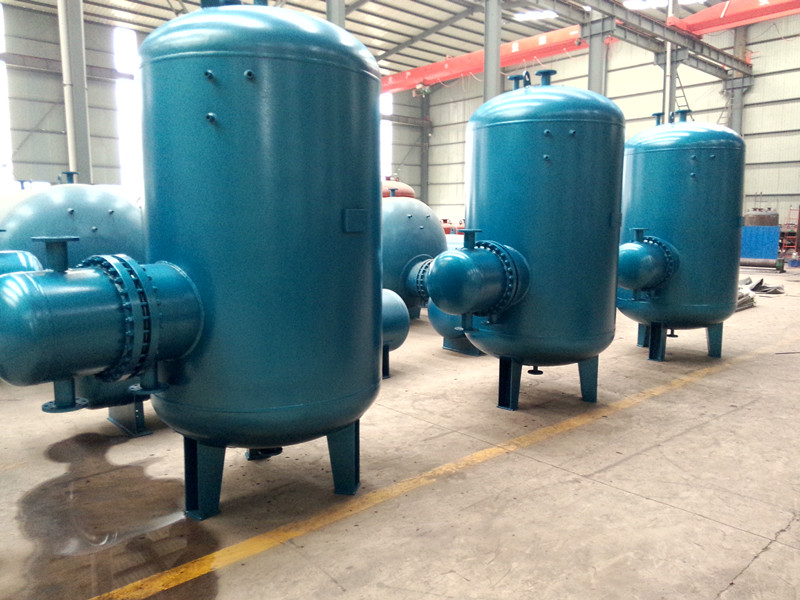 半容積式換熱器 半容積式換熱器